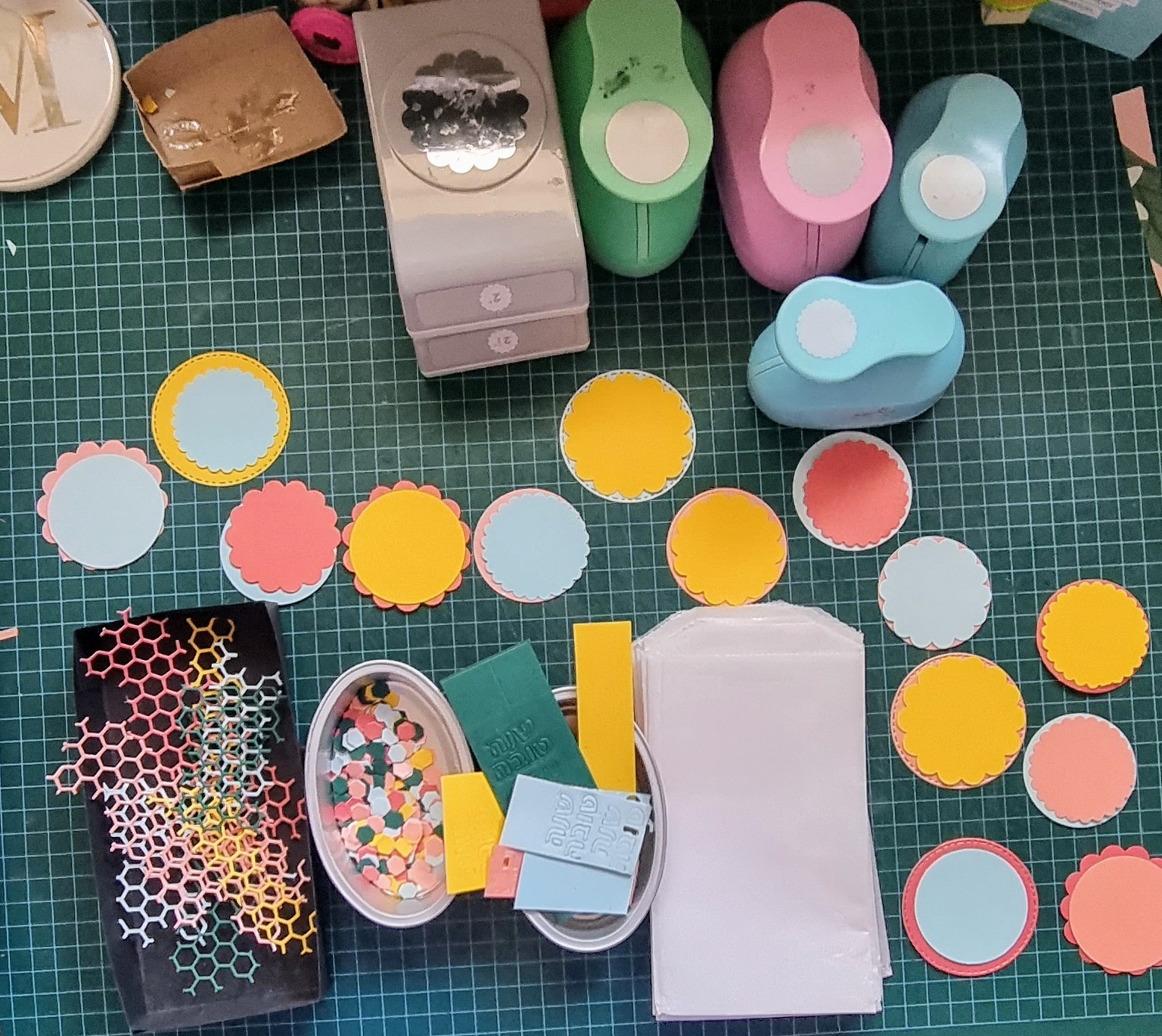 עיצוב שולחן לראש השנה 2025